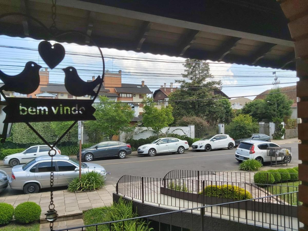Roloff Praca Das Rosas Gramado Buitenkant foto
